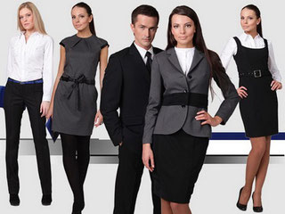 Одежда для офиса: женщины могут выглядеть женственно
